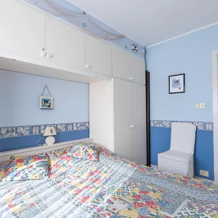 Cozy With Sunny Terrace *